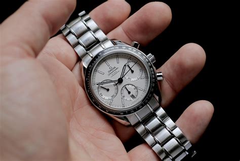 Omega Speedmaster racing 326.30.40.50.02.001